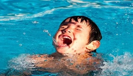 Swimming lessons for those who are afraid of water