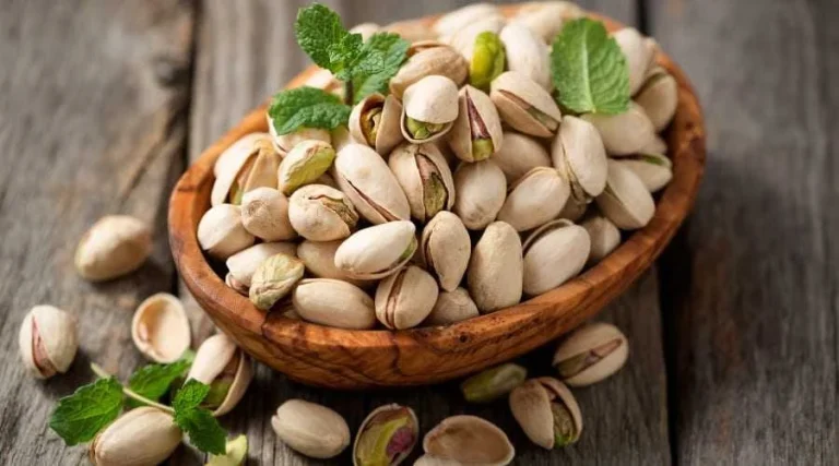 راهنمای جامع تشخیص پسته باکیفیت: خرید هوشمندانه از فروشگاه آنلاین گل پسته