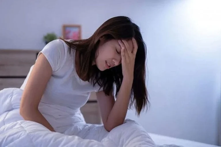 خواب آلودگی از علائم بارداری