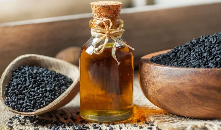 روغن سیاه دانه برای چی خوبه؟ بررسی جامع خواص، نحوه مصرف و عوارض