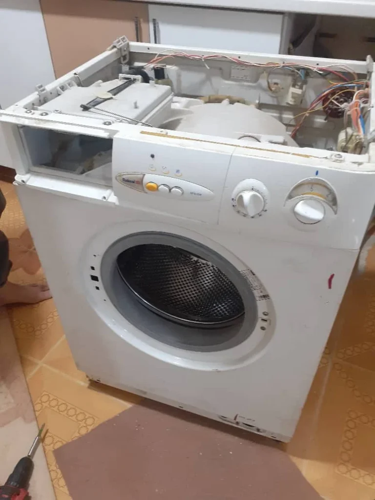 سرویس ماشین لباسشویی: راهنمای کامل حفظ سلامت و کارایی دستگاه