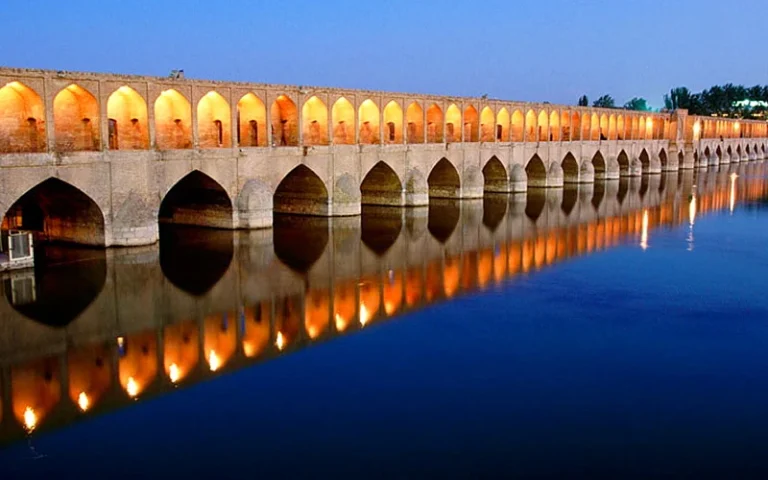سی و سه پل اصفهان؛ راهنمای کامل بازدید، تاریخچه و معماری