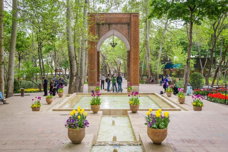 باغ ایرانی تهران