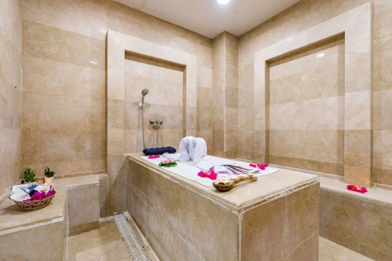 هتل گاردنیای کیش