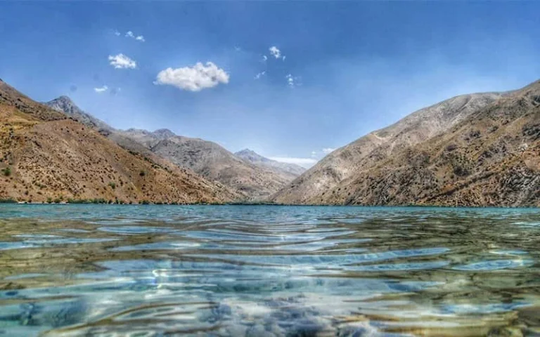 راهنمای جامع سفر به دریاچه گهر لرستان؛ مسیر دسترسی، هزینه ها و بهترین زمان بازدید (۱۴۰۵)