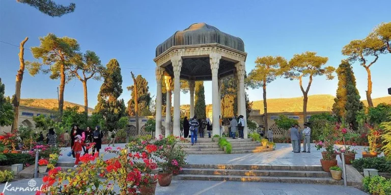 آرامگاه حافظ شیراز (حافظیه): راهنمای کامل بازدید، تاریخچه و معماری 1405
